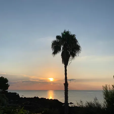 Casa Arcobaleno Holiday home Stazzo